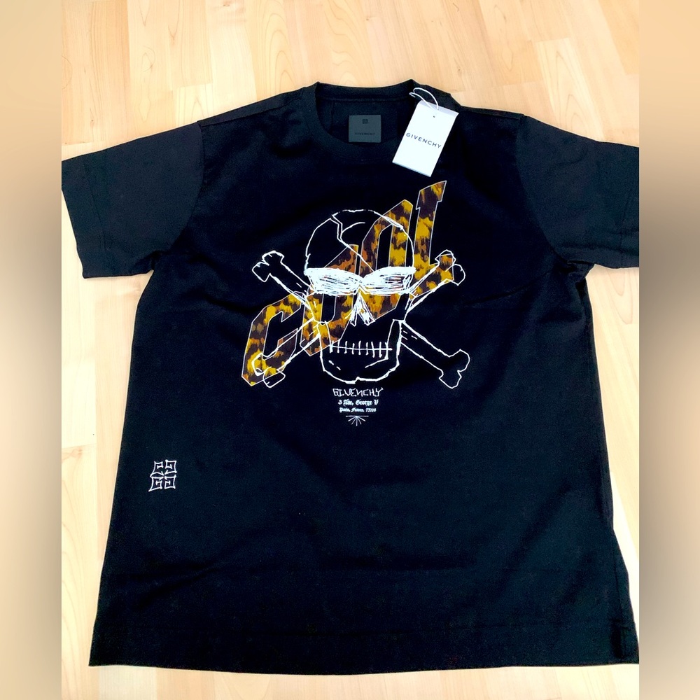 Givenchy T-shirt for men